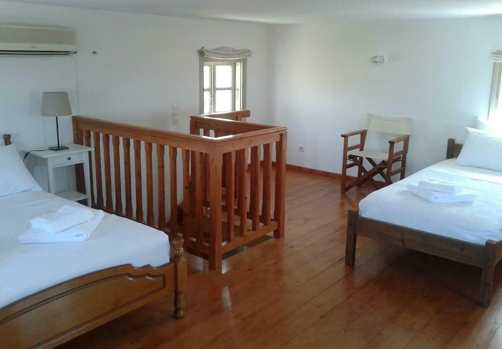 Вилла Sunny House With Amazing View For 4+2 Persons Плака Экстерьер фото